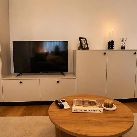 Luxury Ii -city Center- Free Parking Apartamento