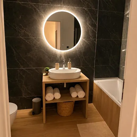 Luxury Ii -city Center- Free Parking *
